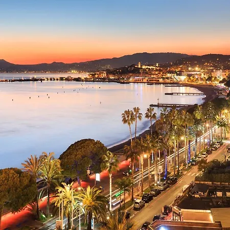O Magnifique Centre Cannes